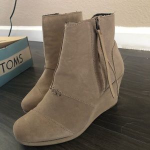 TOMS Desert Wedge High